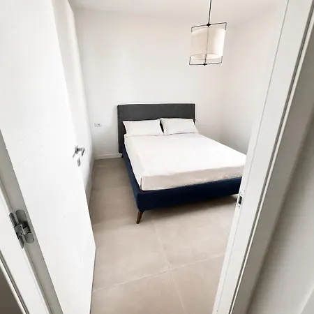 Lejlighed Papaveri 5 - Bright With Private Parking *